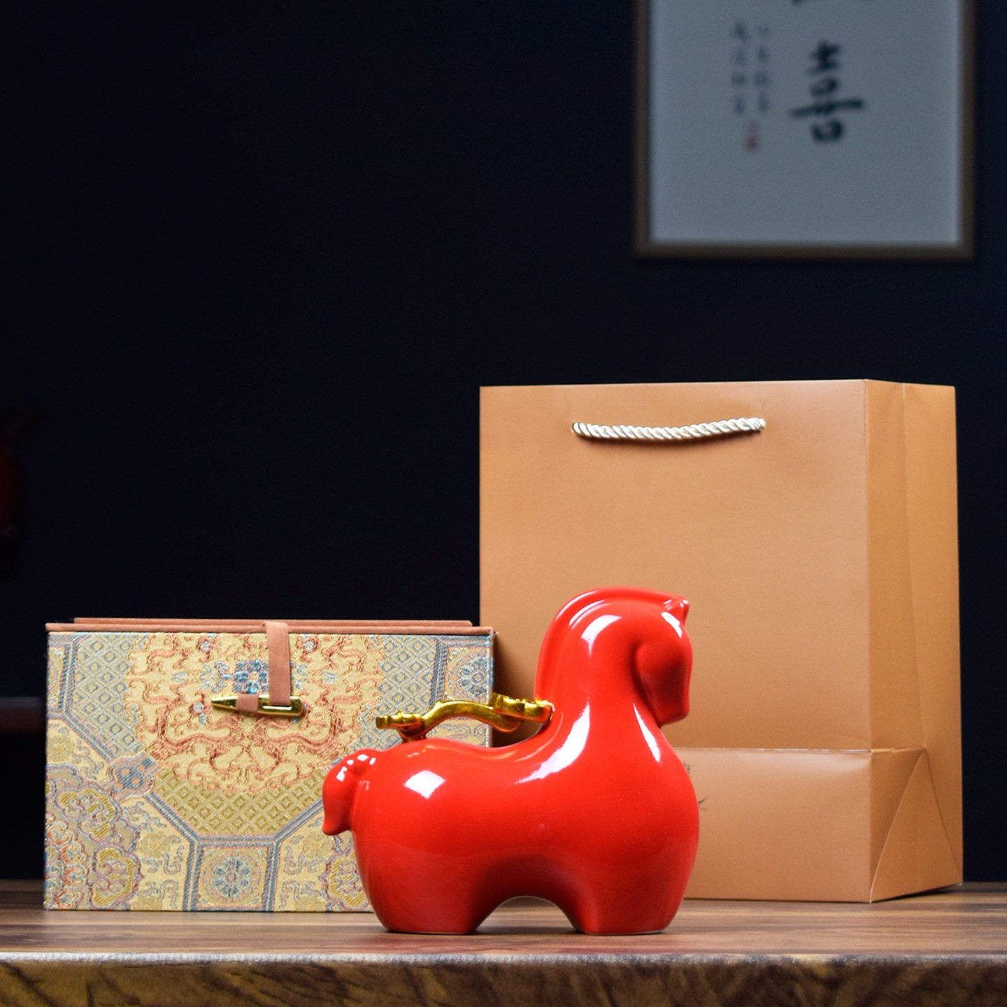 如意唐马 / 红釉（礼盒装）