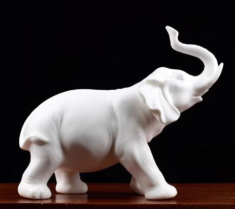 白瓷大象（公）