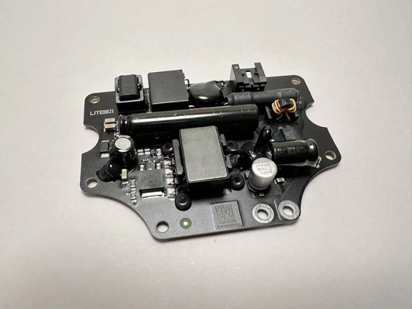 Apple TV 4K Apple TV 6th Gen A2169 PA-1120-9A1 power supply new