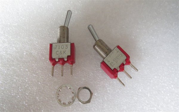 7103 C&K Power Toggle Switch 3-Pin 3-Position Sharp Pin Toggle Switch 2A 250V
