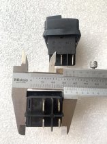 R11-8Q Latching Switch with Light 16(12)A 250VAC Brand New