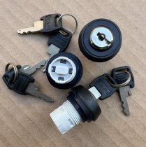 Germany RAFI Key Lock Switch Thread Diameter 16mm  45° Rotation Self-reset  Brand New