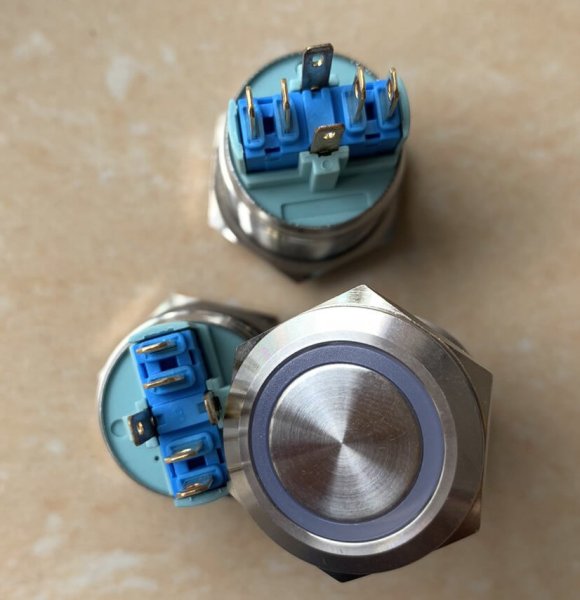 NA22-11ZE Button Self-reset With Lock Switch Press Control 2-way With Lamp