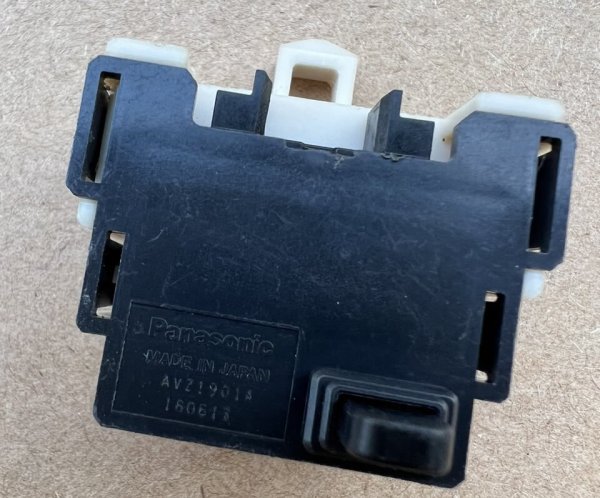 Panasonic AVZ1901A Left/Right Toggle Momentary Push Switch Brand New