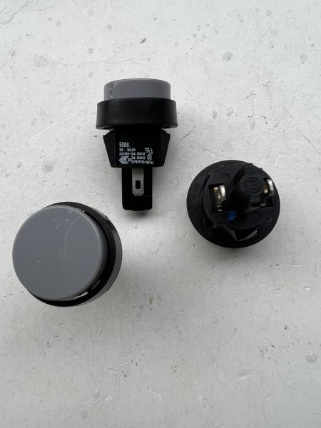 German Momentary Push Button Switch 5000 2A 250VAC New