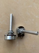 AB Audio Power Amplifier Volume Potentiometer Round Shaft 3-Pin 100R Shaft Length 50mm Brand New