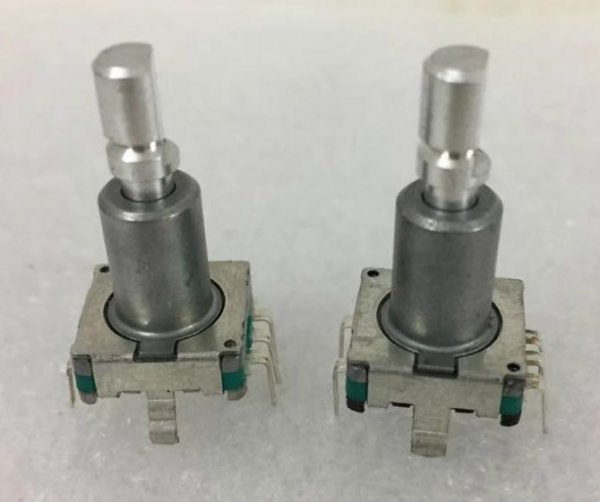 ALPS encoder new Ruizhi car navigation volume adjustment switch knob button 5-pin 360 degree potentiometer