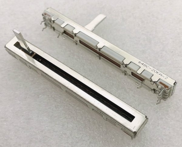 ALPS Yamaha MG12 mixer with a volume of 75MM sliding push rod direct sliding potentiometer dual A20KX2