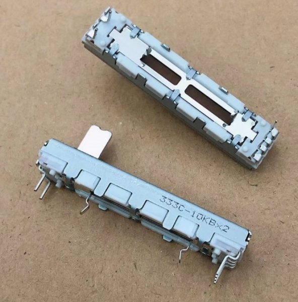 P95 Yamaha P115 Electronic PianoALPS 4.5cm Volume Sliding Potentiometer B10KX2 Electric Piano P85