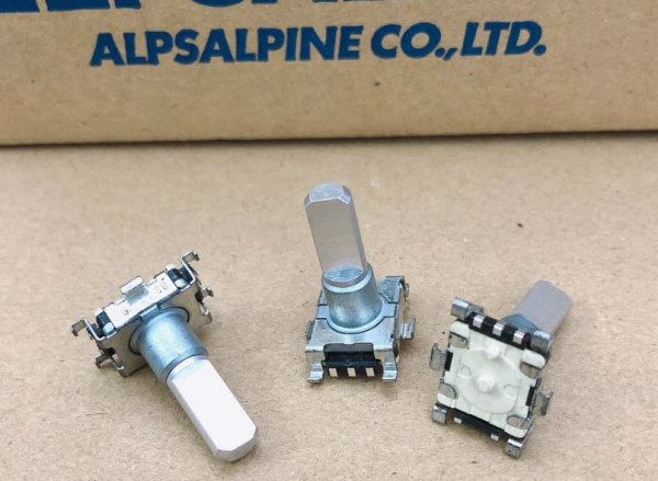 ALPS car air conditioning potentiometer EC11 SMT encoder 30 positioning handle 20MM without button switch