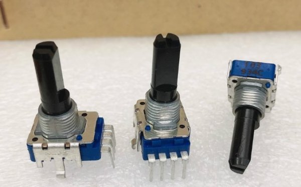 ALPS Boss ME-25 Roland Electric Guitar Digital Integrated Effector Wa Yin Pedal 103 Potentiometer