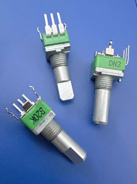 ALPHA Pioneer DDJ-FLX6 mixer RD901F-40-18F-B20K potentiometer B20K 18mm 300d rotation