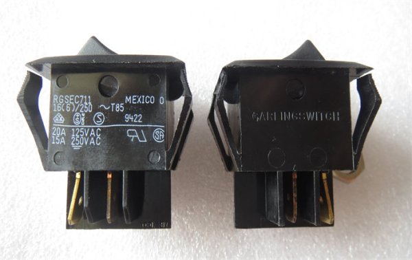 RGSEC711 4-pin 2 position rocker switch 20A125V