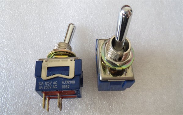 AJ32100 Japan Matsushita  Panasonic  Toggle Switch 4-Pin 2-Position Power Switch 12MM