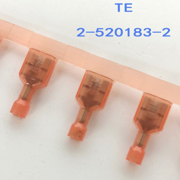 TE AMP 2-520183-2 Quick Disconnect Receptacle