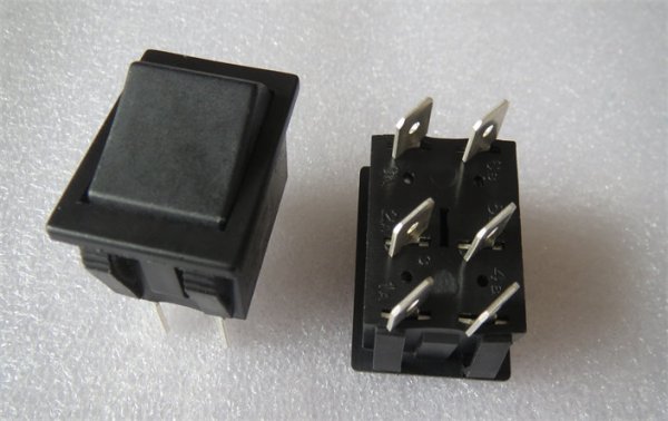 ARCOLECTRIC 1560AL Rocker Switch, 6-Pin 2-Position (ON-ON) 16A 250V