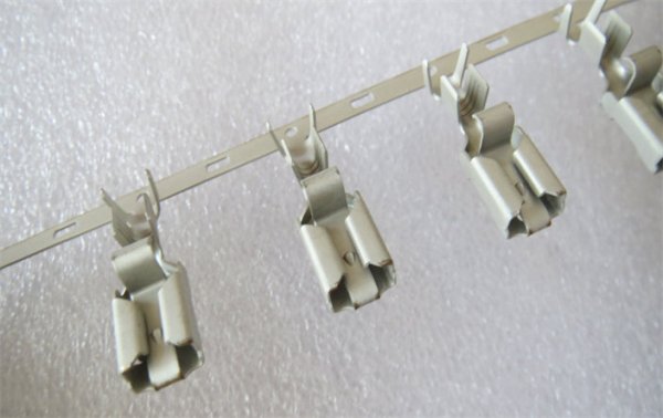 Tyco TE 170234-2 terminal block AMP insert 6.3MM cold-pressed terminal spring terminal brass tin-plated