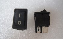 RF-1003 Rongfeng ship type switch 15*21 four-legged two-speed black power switch 10A250V