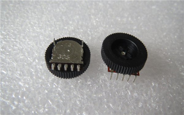 Japan Panasonic A10K*2 dual radio MP3/4 wheel dial gear potentiometer 16*3mm