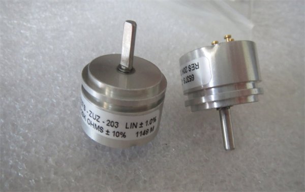 6537S-ZUZ-203 BOURNS gold-plated pin 360 degree conductive plastic 20K potentiometer D shaft 