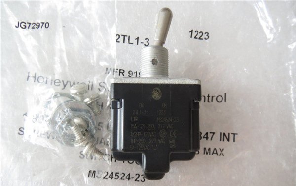 American Honeywell 2TL1-3 waterproof and dustproof large toggle switch 6-pin 2-speed rocking switch 15A