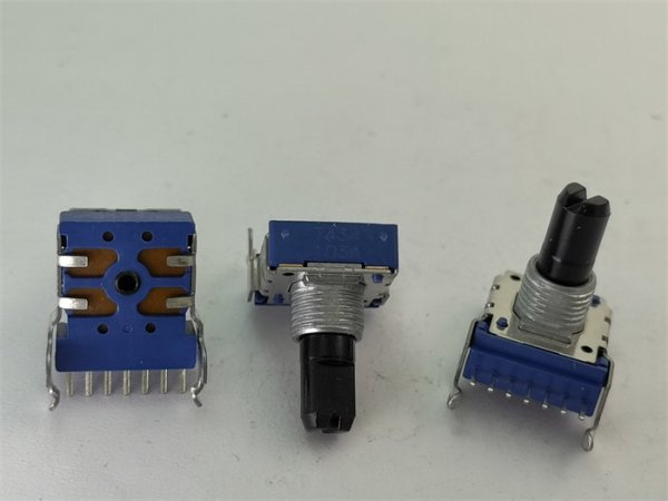 Forward FD142  2-unit  7pin 103A A10K shaft15MMF