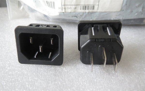 6100.43 Schurter IEC power socket amplifier pin plug