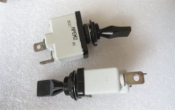 3531 France APEM2 H1 Toggle Switch 2-Pin 2-Position Waterproof Dustproof Power Switch 12MM