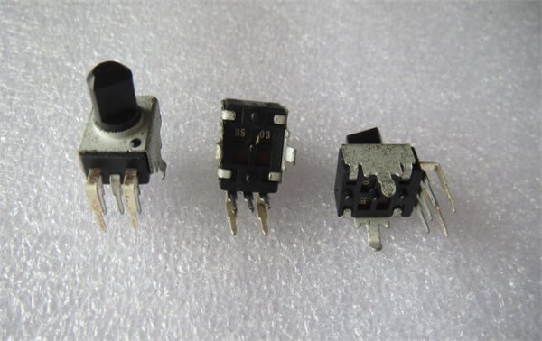 09 Type B50K Vertical Dual UNIT 5-Pin Potentiometer Shaft high 8mm