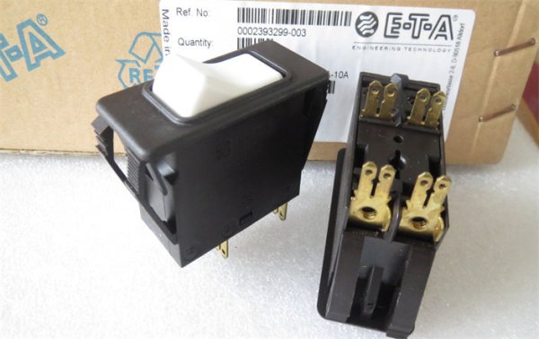 Eta 3120-F321-P7T1-W02A 4-pin 2-position Circuit Breaker Switch 10A240V