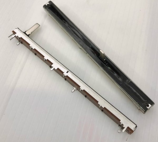 SC10021N 117MM sliding mixer potentiometer push rod single B10K 3-pin dimming straight sliding push rod