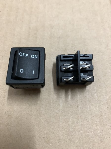 ARCOLECTRIC 8650VB 4pins 2gear rocker switch  10A250VAC new original